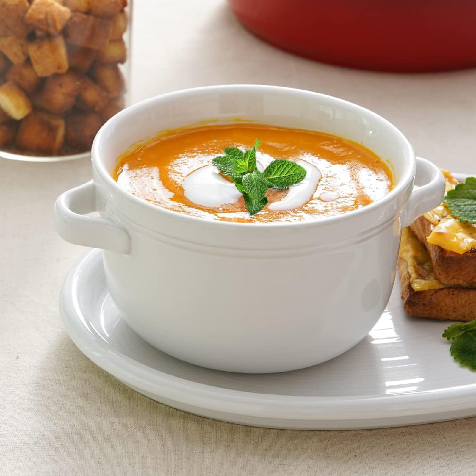 LE TAUCI Soup Bowls With Handles 28 oz, French Onion Soup Bowl for Chili, Beef Stew, Cereal, Ceramic Soup Crocks oven Safe, Microwave Dishwasher Safe - 5.5 inch, Set of 4, White