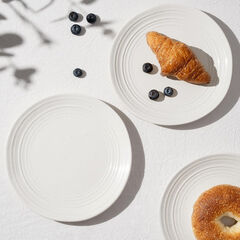 Famiware Dinner Plates, 10.25 Inch Plate Set for 6, Reactive Glaze Speckled Hand-made Ceramic Plates, Microwave & Dishwasher Safe, Scratch Resistant, Twilight Series, White